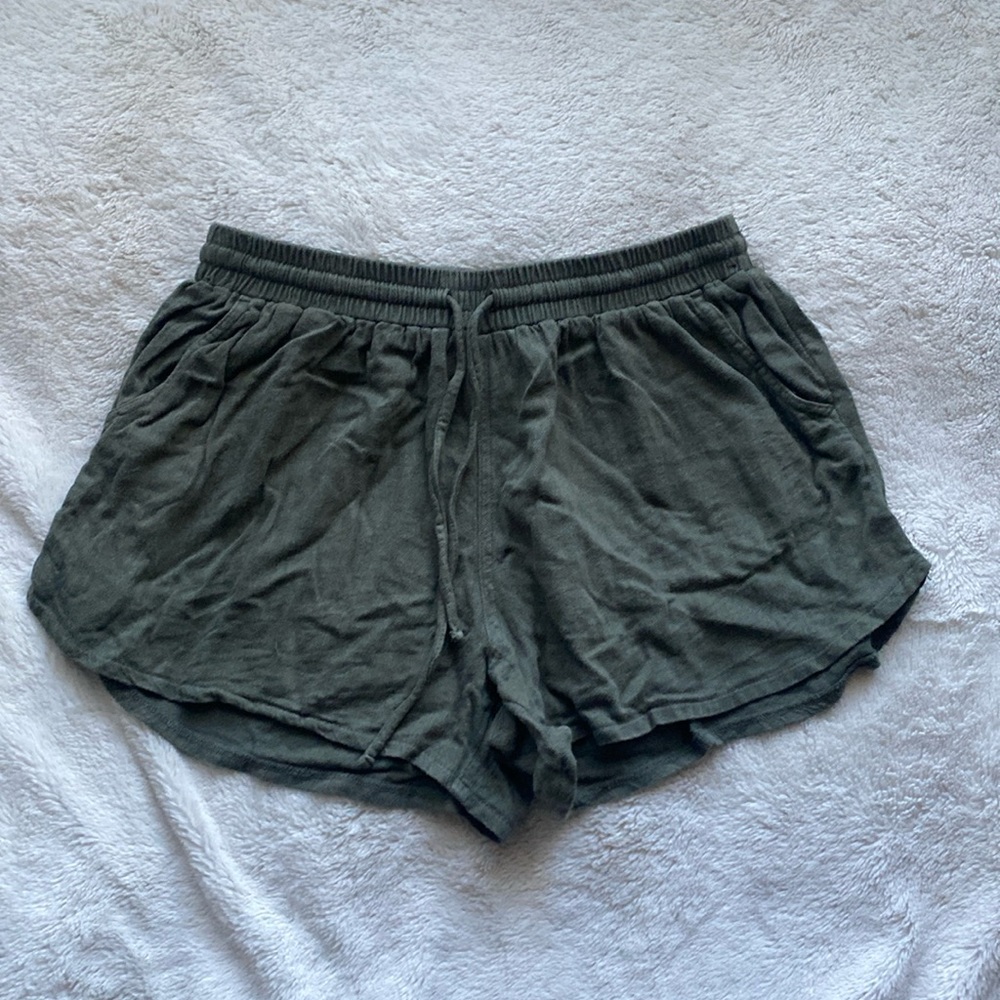 Universal thread shorts